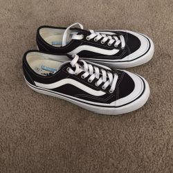 Vans Style 36 Deacon SF (W9/M7.5)