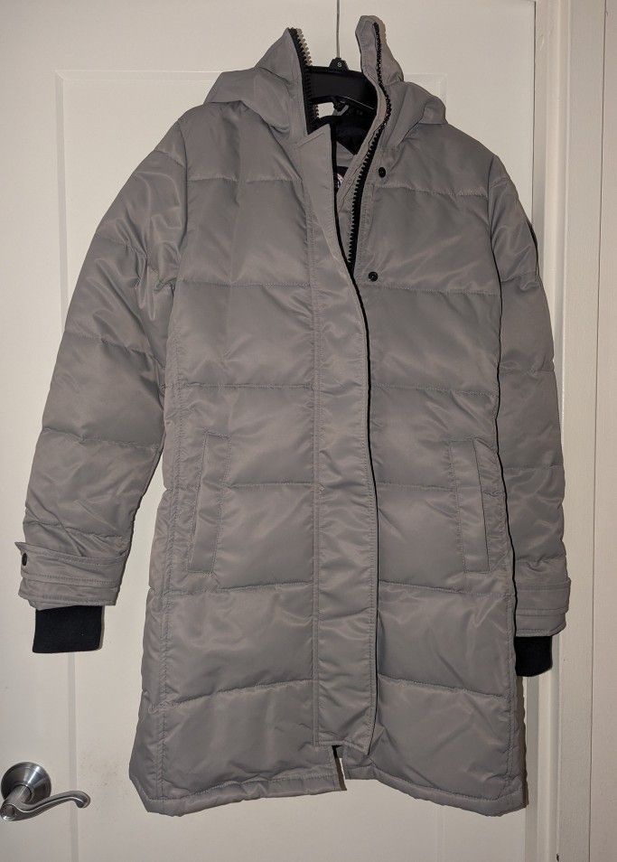 Brand New Canada Goose Shelburne Parka (Size XS)