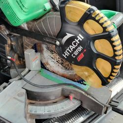 Hitachi C12FDH Laser Saw