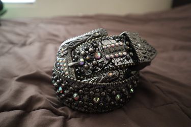 B.b Simon Belt