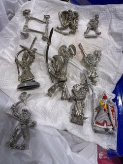 War Hammer Metal Characters