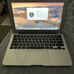 MacBook Air 11inch 2013 I5 4gb Ram 128ssd 