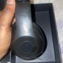 Beats Wireless Noise Cancellation Headphones 