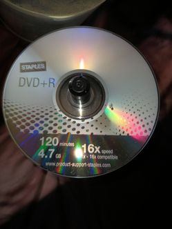 Staples DVD+R 4.7GB 16x Blank Discs