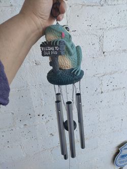 FROG WINDCHIME-         PICK ⛏️ UP ONLY