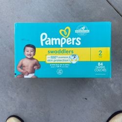 Unopened Pampers Swaddlers Diapers Size 2 84 Count