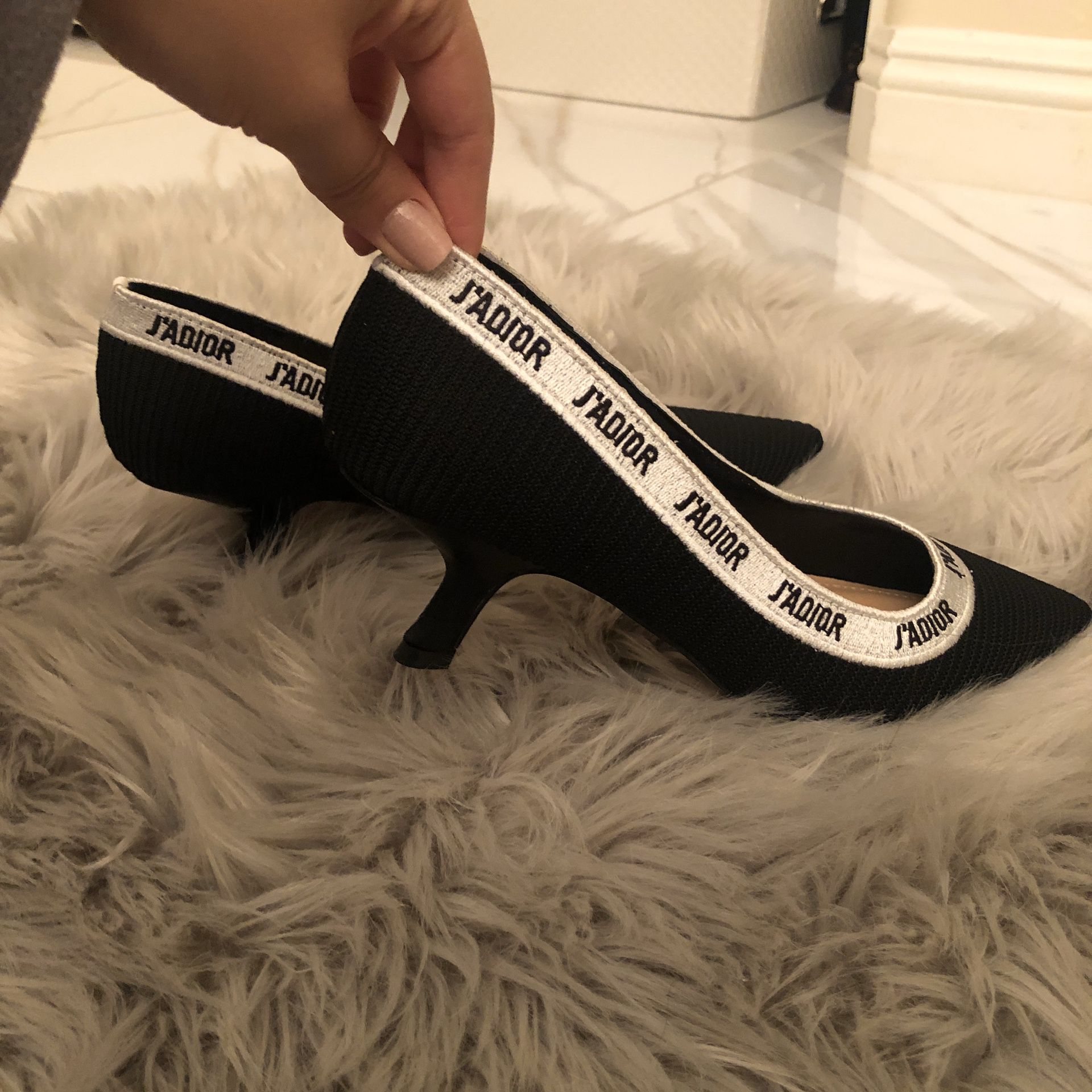 Black J’ADIOR kitten heels