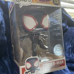 Jumbo Spiderman Funko pop (miles morales)