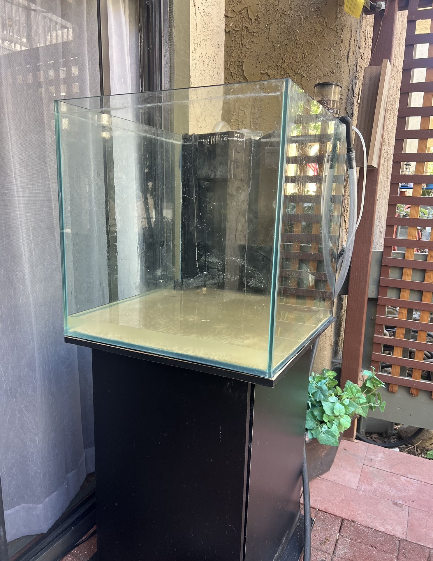 60 Gallon Cube Fish Tank