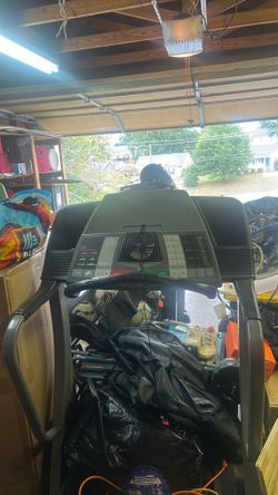 Free treadmill
