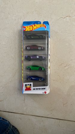 Hot Wheels Motor Show Ferrari 5 Pack