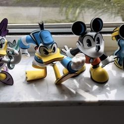 Disney Mickey Mouse & Friends Vinyl Figure Loose by Joe Ledbetter No Box