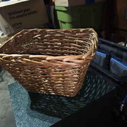 Wicker basket