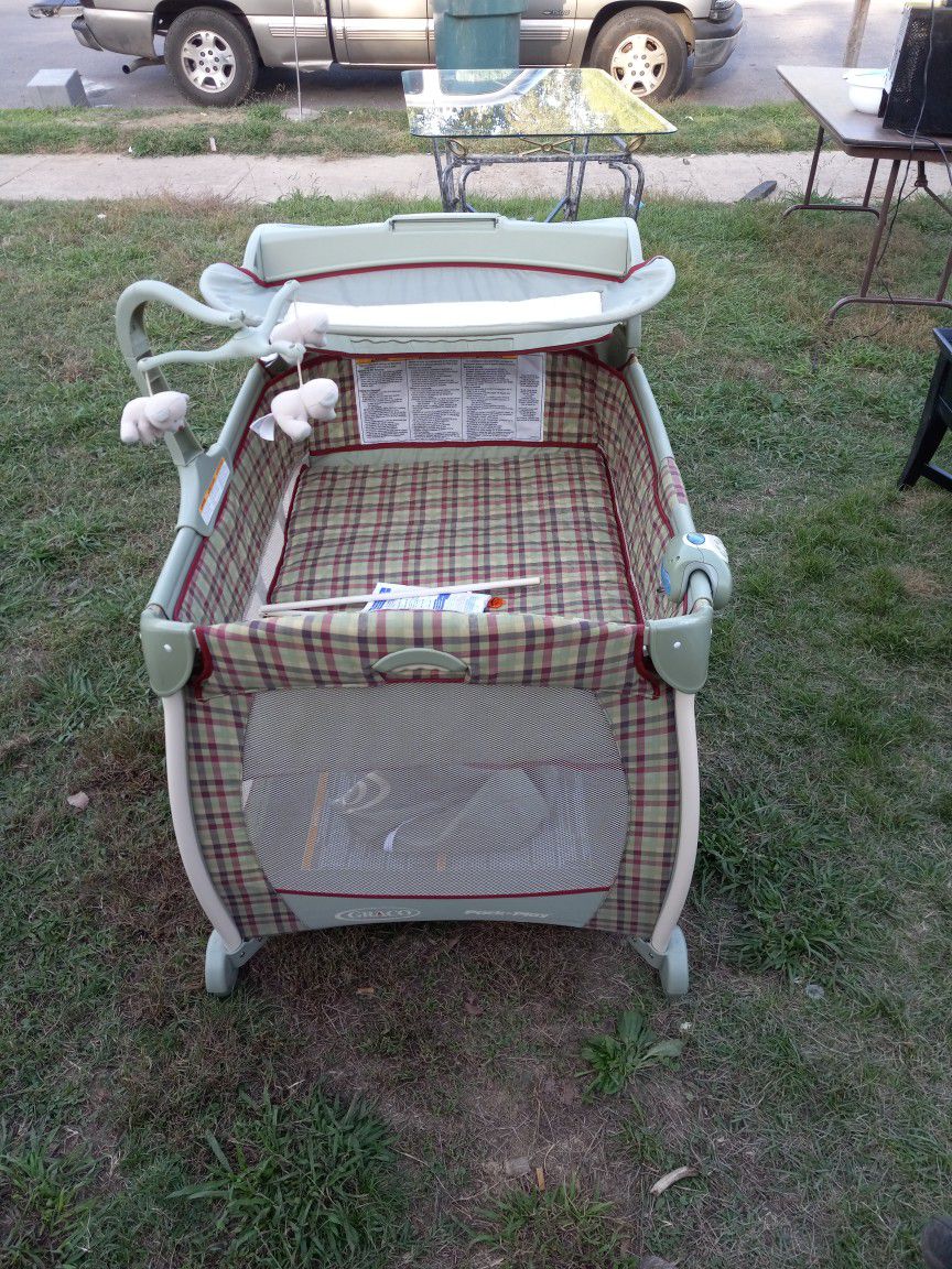 Graco Playpen And Changing Table Brand New Just Put Together 
