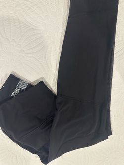 Victoria's Secret Sport Knockout Capri Leggings