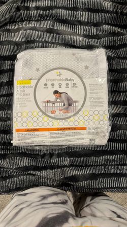 Breathable Baby, Mesh Crib Liner, White With Grey Stars