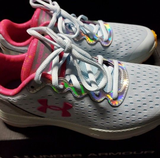 UA GS Charged Impulsive Prism Shoe's size 4 youth- NEW