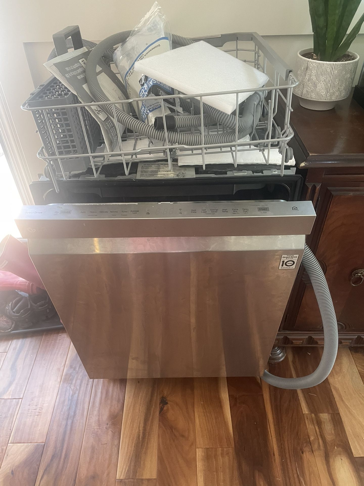 LG Dishwasher