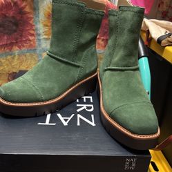 Naturalizer Wylie Spruce Green Platform Boots Size 5