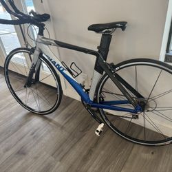 Giant Size S In Excellent Condition! 