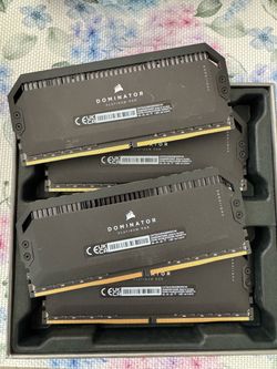 Corsair Dominator Platinum RBG RAM DDR5