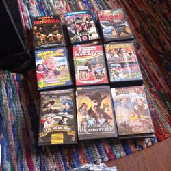 Hav Over Spanish DVD Movies Some Hav 3 Or 4  2 Movie's  Over 50 Movie's N 45 DVD shows 