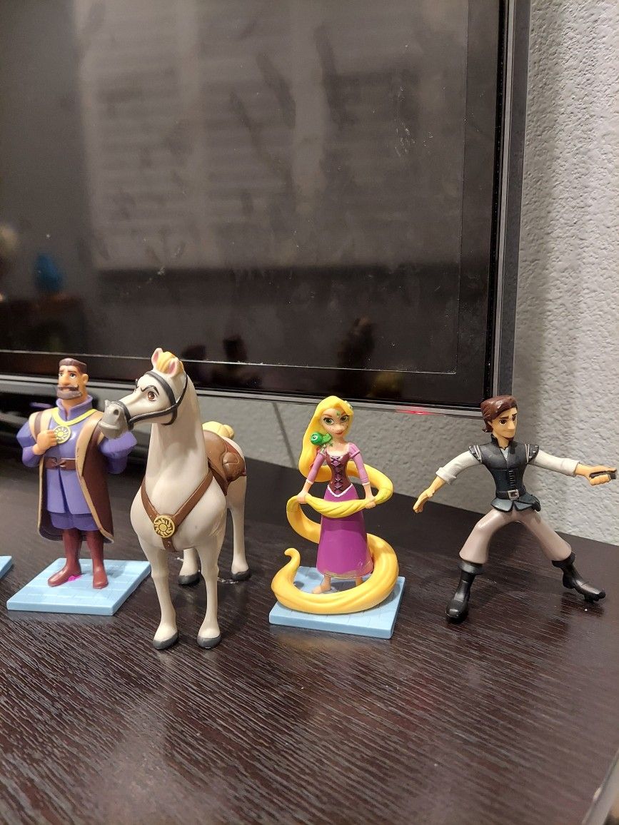 Disney Tangled Action Figure Set
