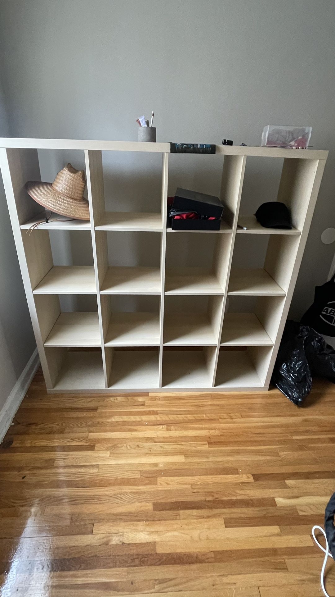 Bookshelf