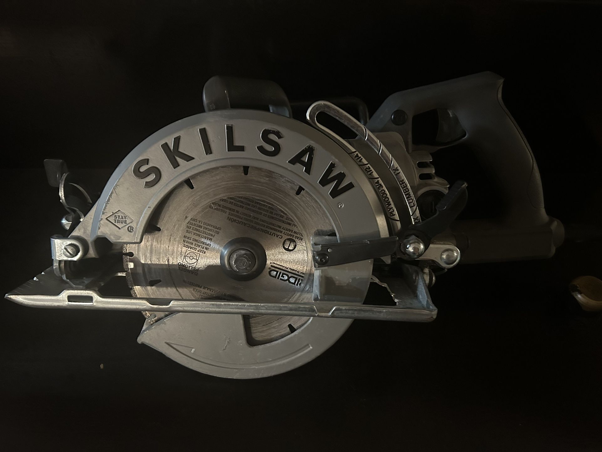 Worm Drive Skilsaw