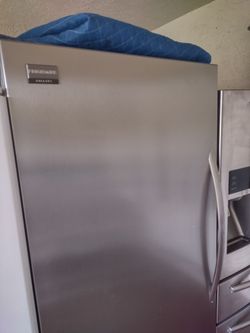Frigidaire refrigerator