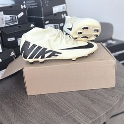Nike Super Fly Cleats