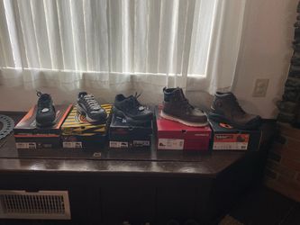 Steel toe shoes