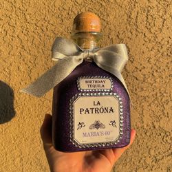 Custom Bling Bottle for Any Occasion