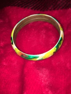 Bracelet