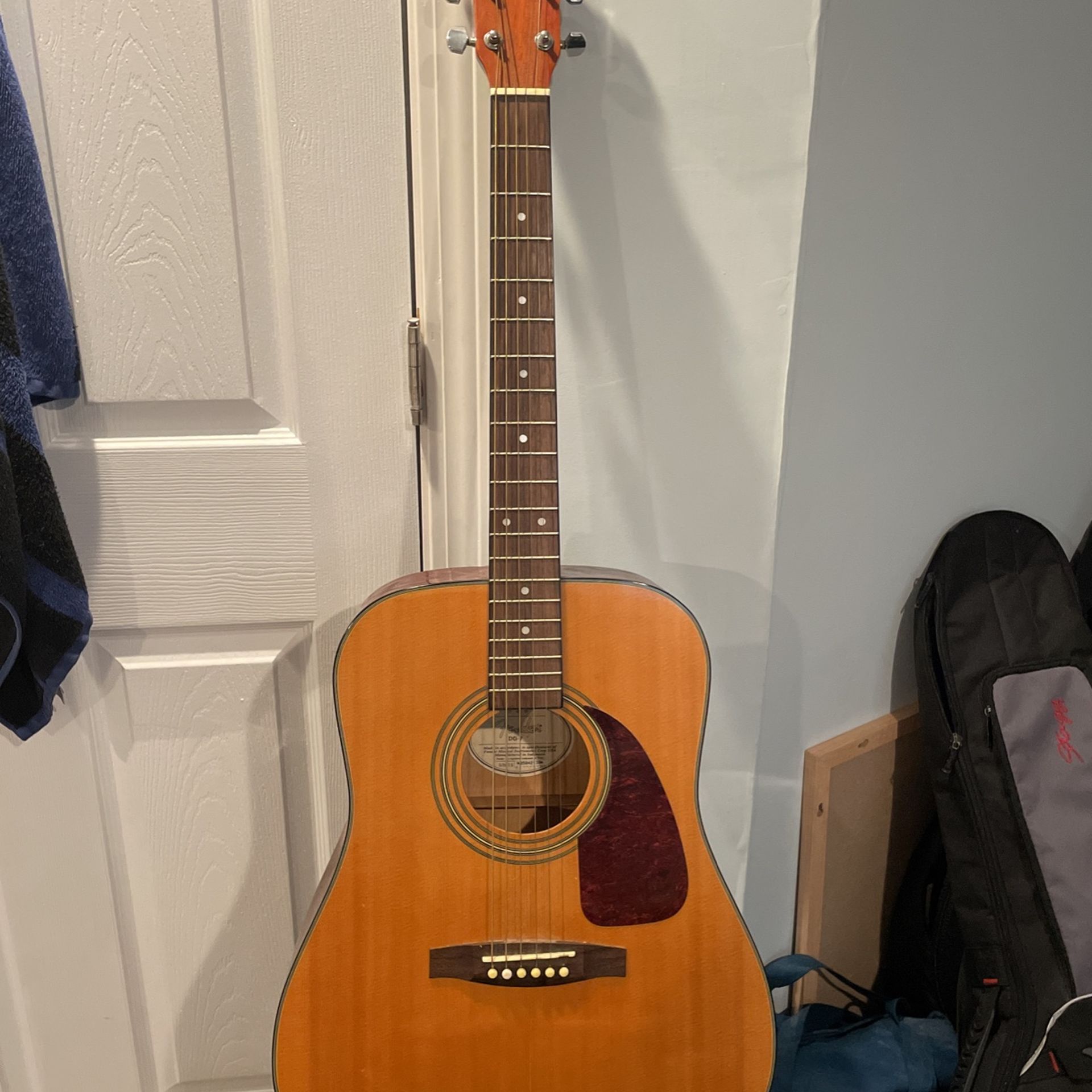 Fender Acoustic Guitar w/ Gig Bag