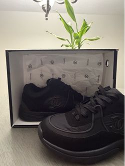 Chanel runners  REV Classic Black