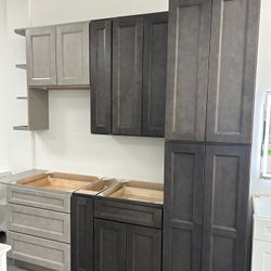 Ash Brown Solid Wood Kitchen Cabinet Available Now
