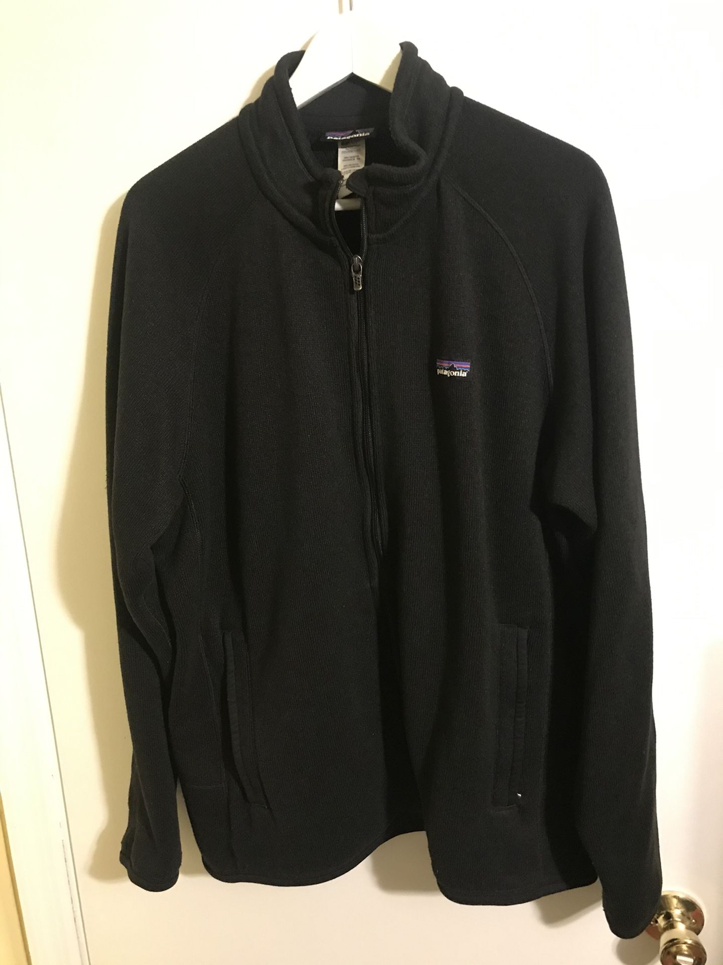 Patagonia Sweater Men’s Size Large In Very Good Condition