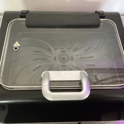 Gourmia Electric Smokeless Indoor Grill.