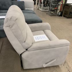 Manual Recliner 