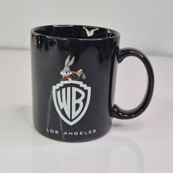 Warner Bros. Studio Store Bugs Bunny WB Los Angeles Black Ceramic Mug vtg 1993.