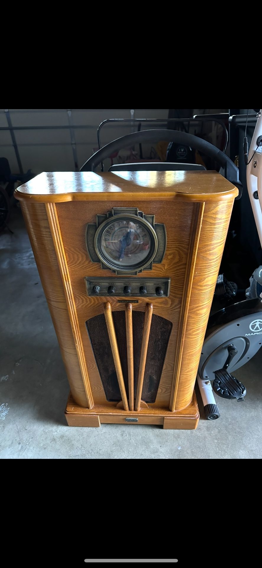 Thomas Vintage Limited Edition Radio