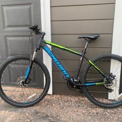 Schwinn Mesa 2 Men’s Bike – 27.5” – Ready to Ride 🚲