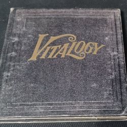 Vitalogy Pearl Jam CD With Booklet Disc Music Concert