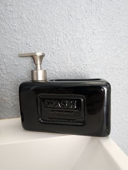 Soap dispenser