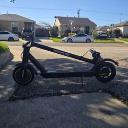 Electric scooter brand new 