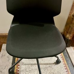 Desk Chair/ Office Chair Rotate