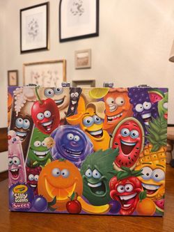 Crayola Silly Scents Sweet Art Case – Markers & Art Set