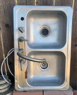 Sink 22"x33"