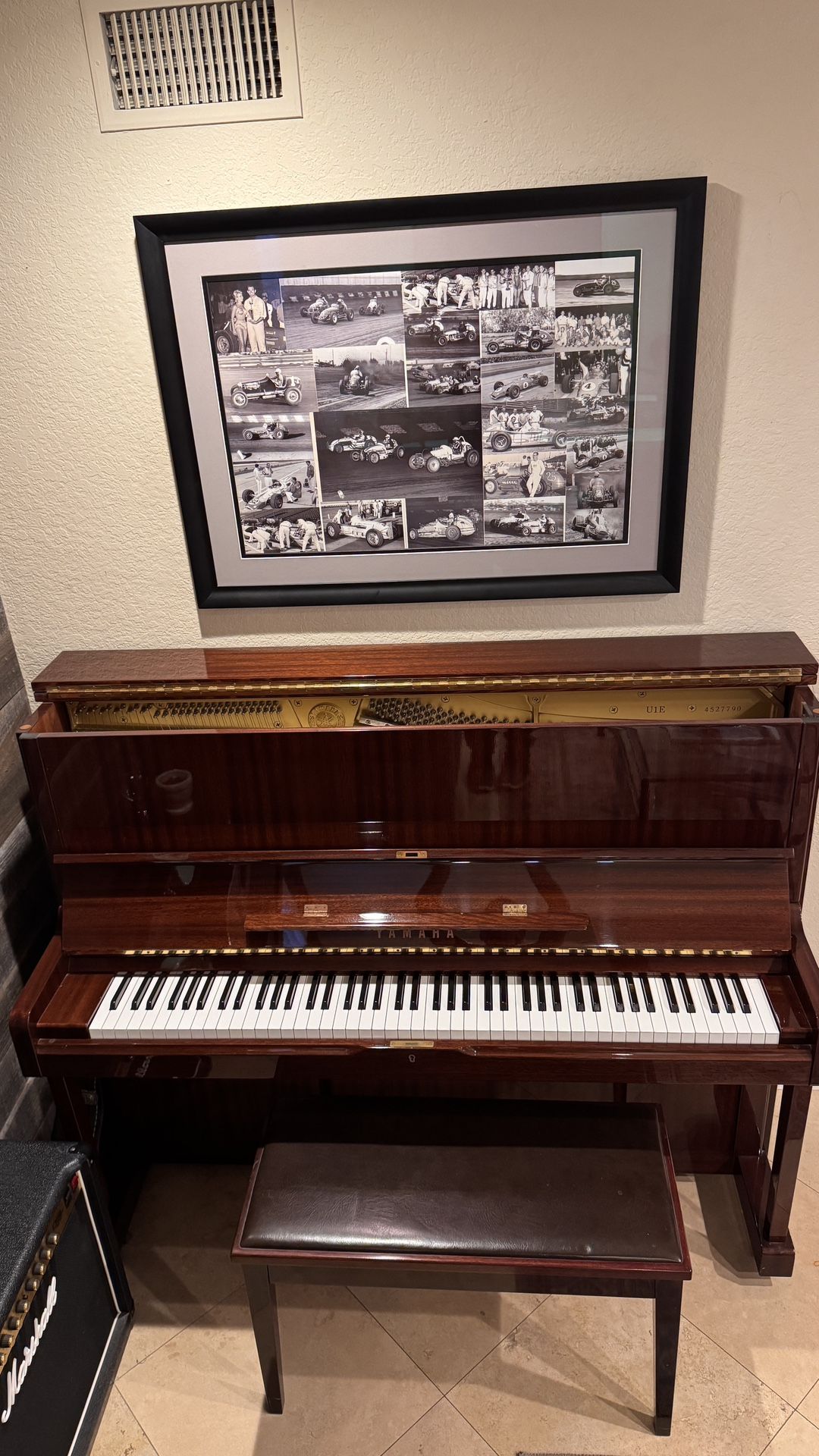 Yamaha U1E Upright Piano – Made in Japan – Excellent Condition